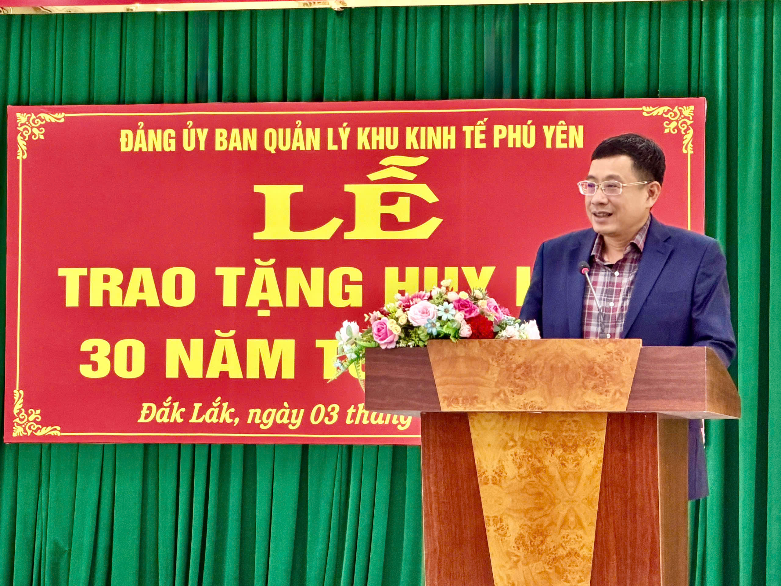 traohuyhieu30namtuoidang3